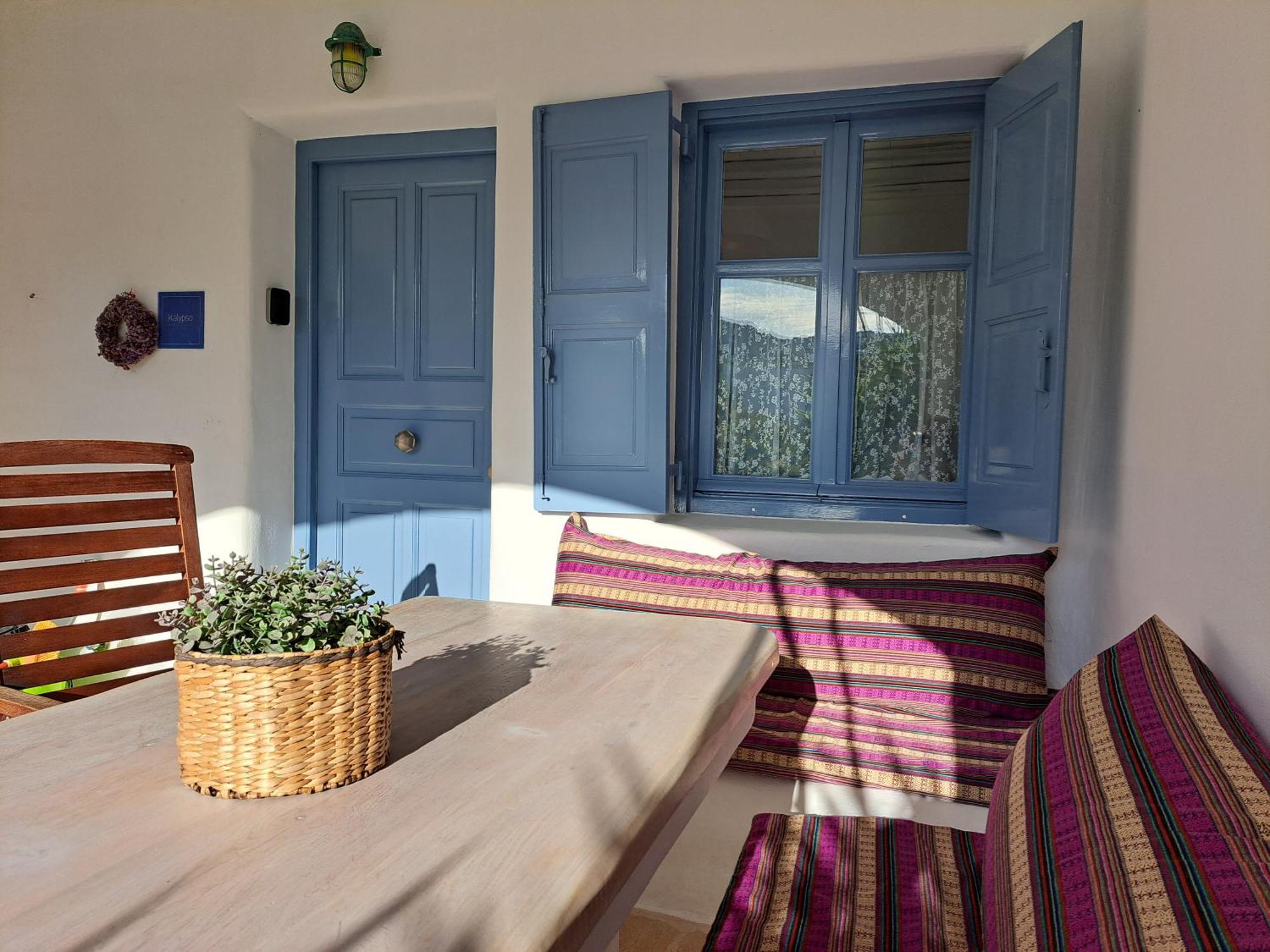 Kalypso Pool Villa At Ornos Exteriér fotografie